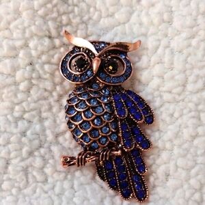 Ash Blue and Gold Owl Brooch Intricate Design